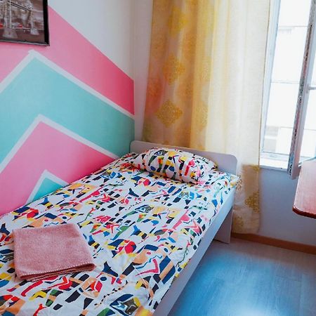 A Private Room For Backpacker Share Bathroom Брюксел Екстериор снимка